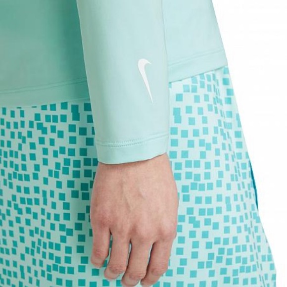 Nike Dri-FIT Pullover - Picture 3 of 6